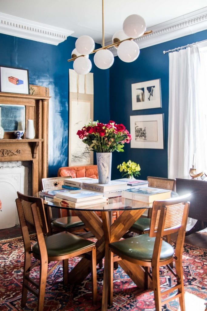 High-gloss blue dining room makeover on Thou Swell @thouswellblog